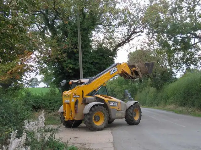 Ładowarka teleskopowa JCB